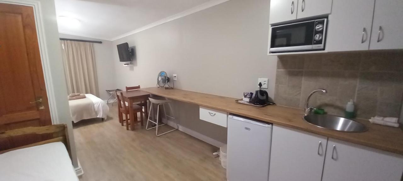 Masada Guest House Langebaan Εξωτερικό φωτογραφία